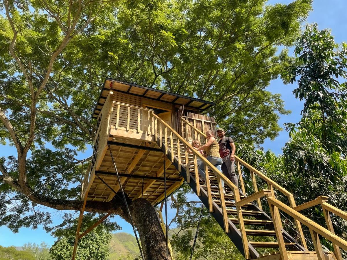 Casa En El Arbol Villa Utica Luaran gambar